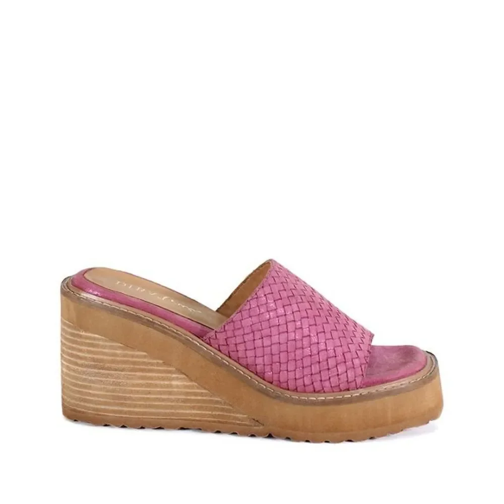 Diba True Stare Down Pink Suede Platform Wedge Sandal 9.5 Boho Beach Coastal